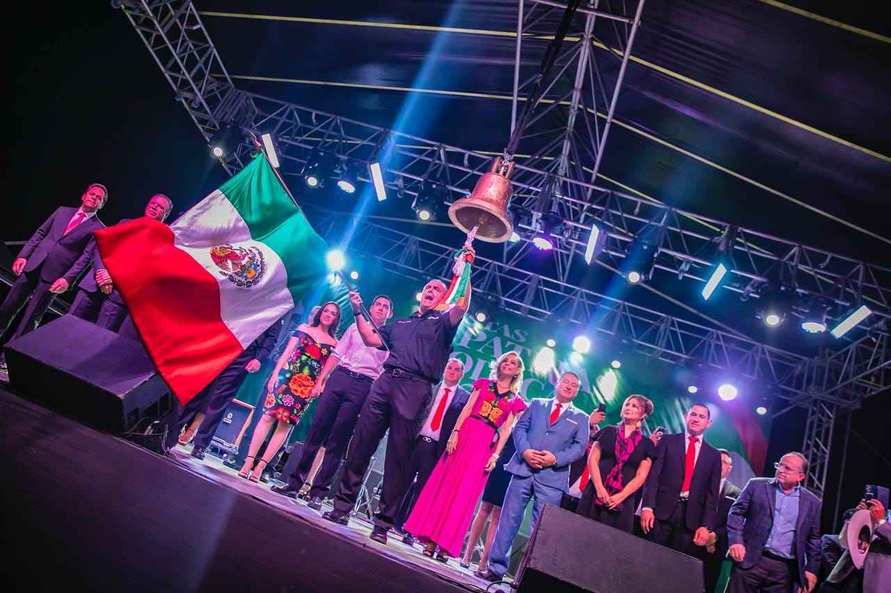 Miles destejan el “Grito de Independencia” en Apodaca