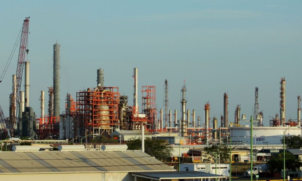 PEMEX anuncia plan de sostenibilidad para reducir impacto ambiental