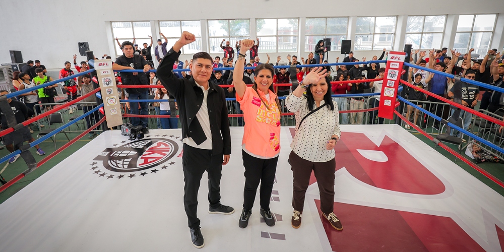 Martha Herrera inaugura torneo mundial de Muay Thai