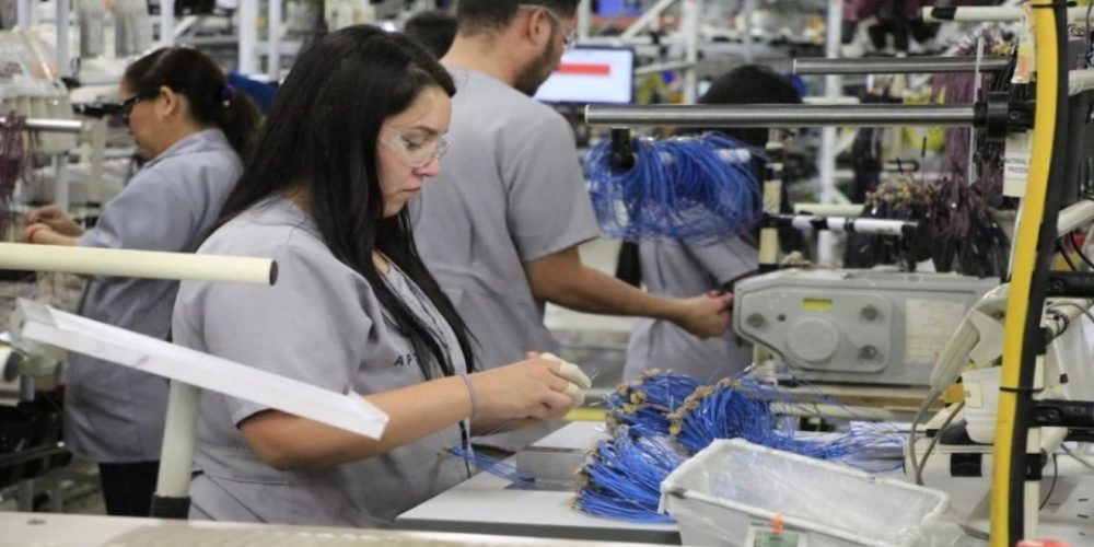 Mercado laboral de Nuevo León alcanza su nivel más alto en 2025