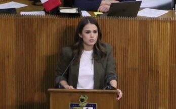 La reciente reforma de Lorena de la Garza busca asegurar ingresos justos para los compositores en eventos públicos.