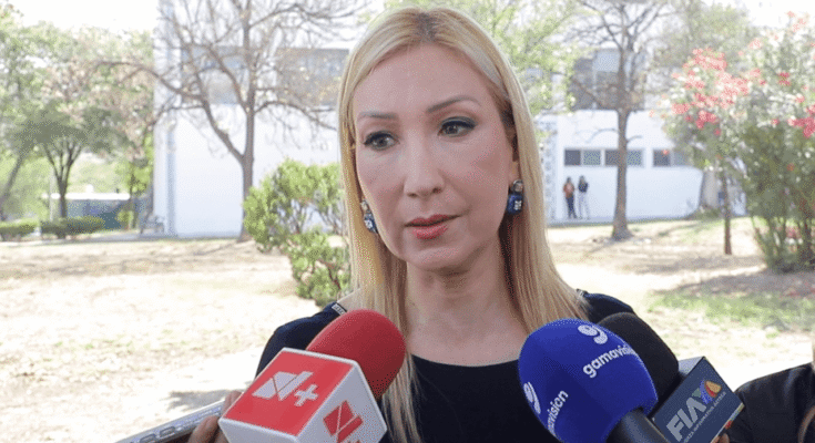 Aprovecha las festividades para asegurarte de que tú y tu familia estén protegidos contra el sarampión. Infórmate sobre la vacunación.