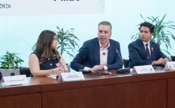 El senador Waldo Fernández subraya la relevancia de México en la economía de EUA durante un foro sobre el T-MEC.