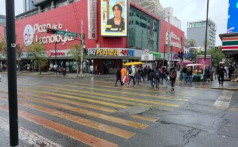 Los inusuales cambios climáticos en Nuevo León afectan a artistas y su público, provocando una temporada musical distinta.