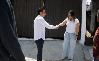 Una acción solidaria de Miguel Flores y Arturo Islas transforma la vida de un vecino en Monterrey, apoyando su hogar