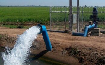 Un análisis revela que las familias en Nuevo León pagan mil veces más por el agua que funcionarios con concesiones agrícolas.