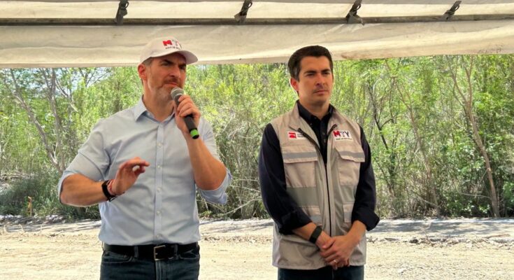 El alcalde de Monterrey, Adrián de la Garza, solicita a su gabinete mantener la atención en el trabajo municipal.