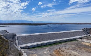 La nueva generación de agua de la Presa León aumentará el suministro en Nuevo León, beneficiando a miles de habitantes.