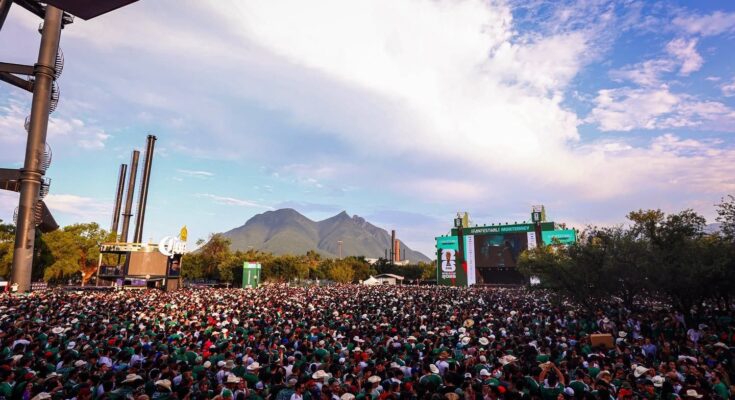 La alta demanda ha provocado restricciones de acceso al FIFA Fan Fest, colapsando el tráfico en Monterrey.