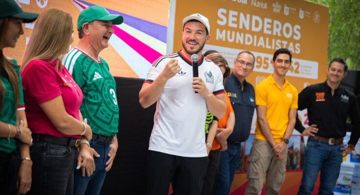 Se implementan 42 elementos de señalética para mejorar la experiencia de los senderistas en el Cerro de la Silla.