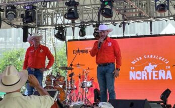 Samuel García revela que Fan Fest ofrecerá cerveza y carne asada gratis, pero no detalla el proceso de entrega.