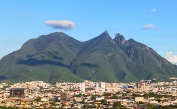 Con temperaturas cercanas a los 40 °C, descubre las recomendaciones esenciales para evitar el golpe de calor en Urbe Regia.