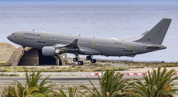 Un avión militar de España lleva 99 rescatistas y suministros a Venezuela para ayudar a las víctimas de los recientes terremotos.