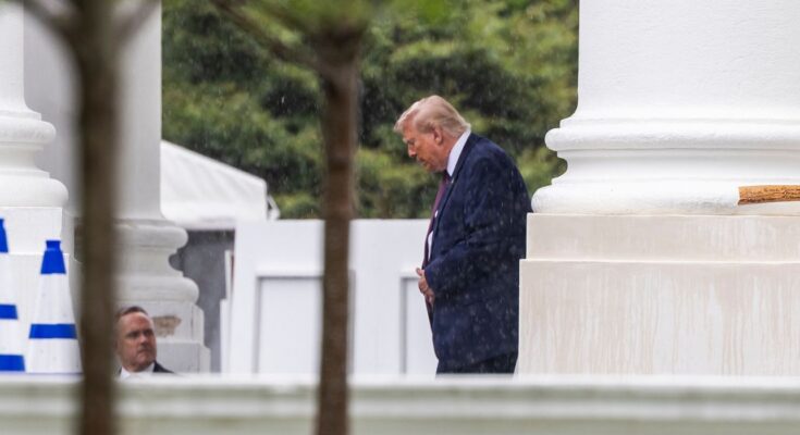 Trump amenaza con romper negociaciones si Irán inicia cobros en el estrecho de Ormuz, afectando relaciones internacionales.