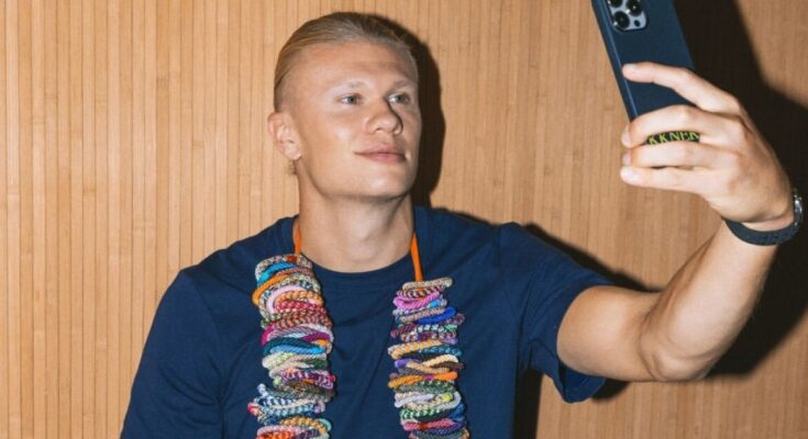 Erling Haaland ha llevado su estilo personal a un nuevo nivel con su marca de ligas para el pelo que causa furor.