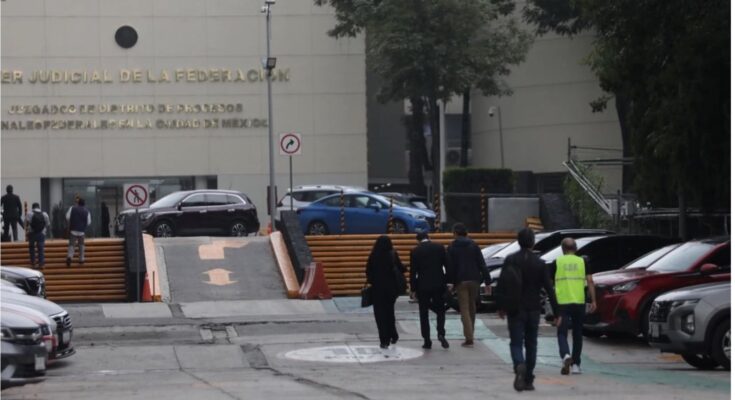 Suspenden la audiencia de Gilda Lozoya, hermana del polémico Emilio Lozoya, mientras define su situación legal actual.