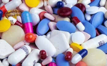 La Cofepris advierte sobre la falsificación de fármacos de Bayer y el robo de Medikinet MR en México.