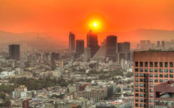 La NOAA advierte que El Niño tendrá una intensidad histórica, una noticia que impacta diversas áreas y sectores.
