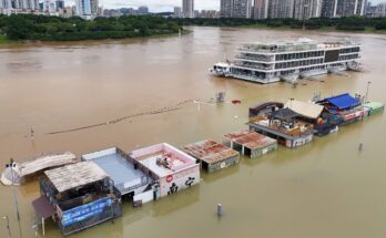 Tormentas asociadas al tifón Maysak reportan 38 fallecidos y altos niveles de inundación en ríos y embalses.