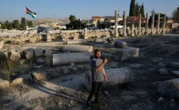 La UNESCO incluye importantes sitios históricos en Cisjordania y Líbano en su Lista del Patrimonio Mundial, destacando su valor cultural.